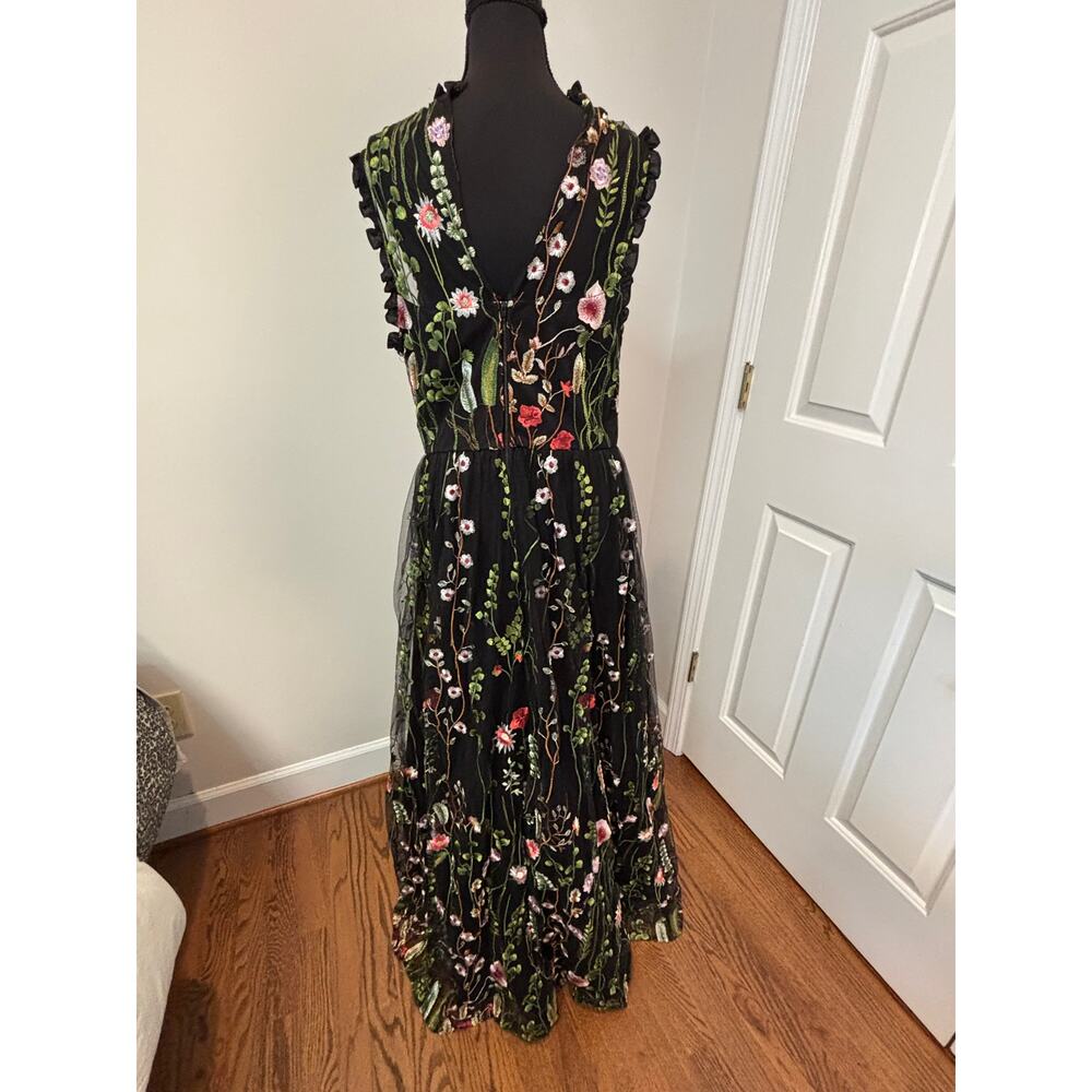 Black Floral Embroidered V-Neck Maxi Dress